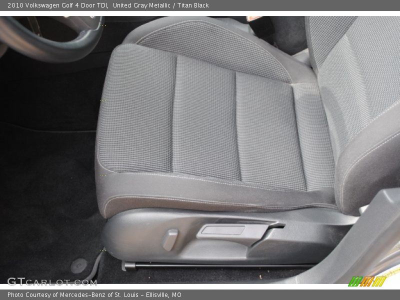 United Gray Metallic / Titan Black 2010 Volkswagen Golf 4 Door TDI