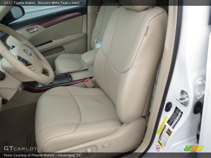 Blizzard White Pearl / Ivory 2012 Toyota Avalon