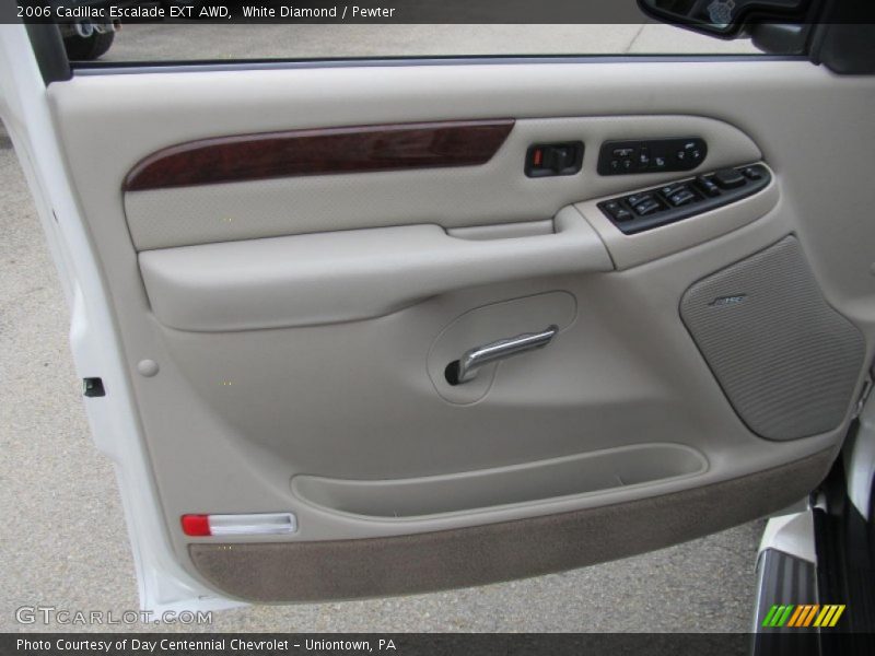 White Diamond / Pewter 2006 Cadillac Escalade EXT AWD