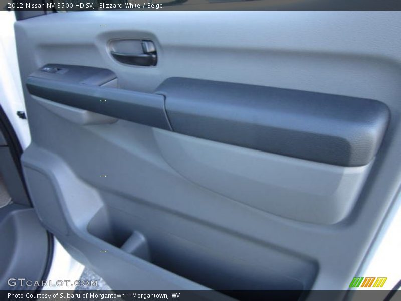 Blizzard White / Beige 2012 Nissan NV 3500 HD SV