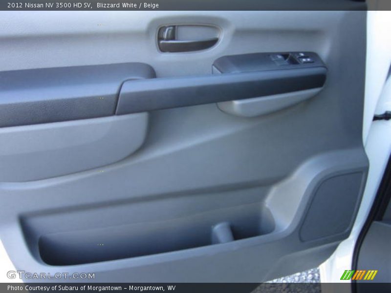 Blizzard White / Beige 2012 Nissan NV 3500 HD SV
