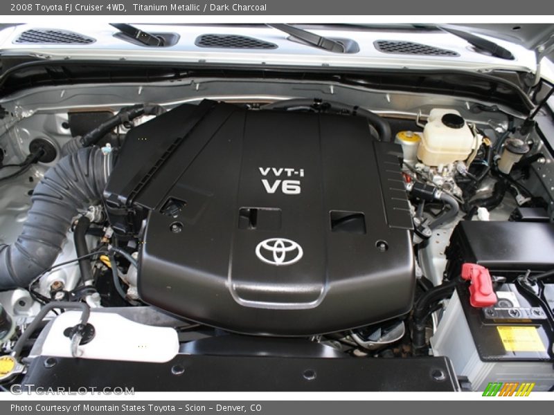 Titanium Metallic / Dark Charcoal 2008 Toyota FJ Cruiser 4WD