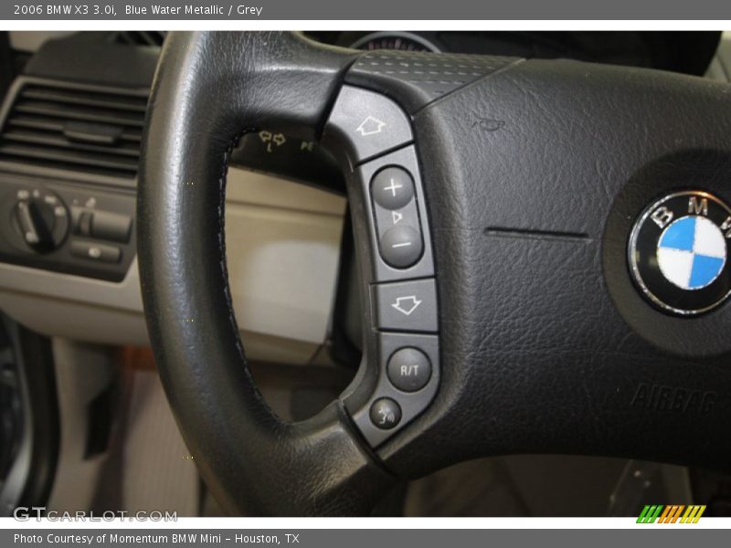 Controls of 2006 X3 3.0i