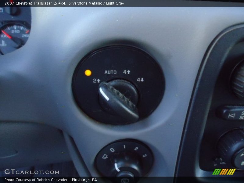 Silverstone Metallic / Light Gray 2007 Chevrolet TrailBlazer LS 4x4