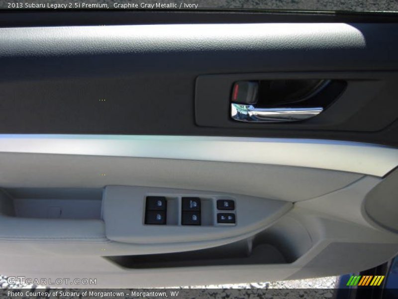 Graphite Gray Metallic / Ivory 2013 Subaru Legacy 2.5i Premium