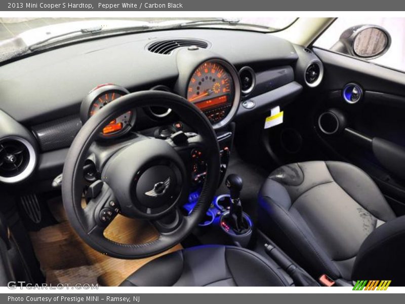 Pepper White / Carbon Black 2013 Mini Cooper S Hardtop