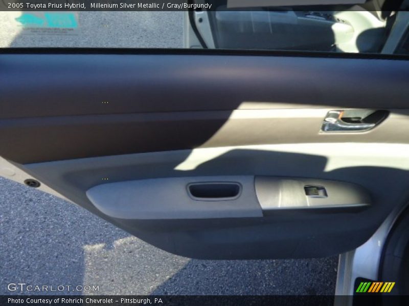 Millenium Silver Metallic / Gray/Burgundy 2005 Toyota Prius Hybrid