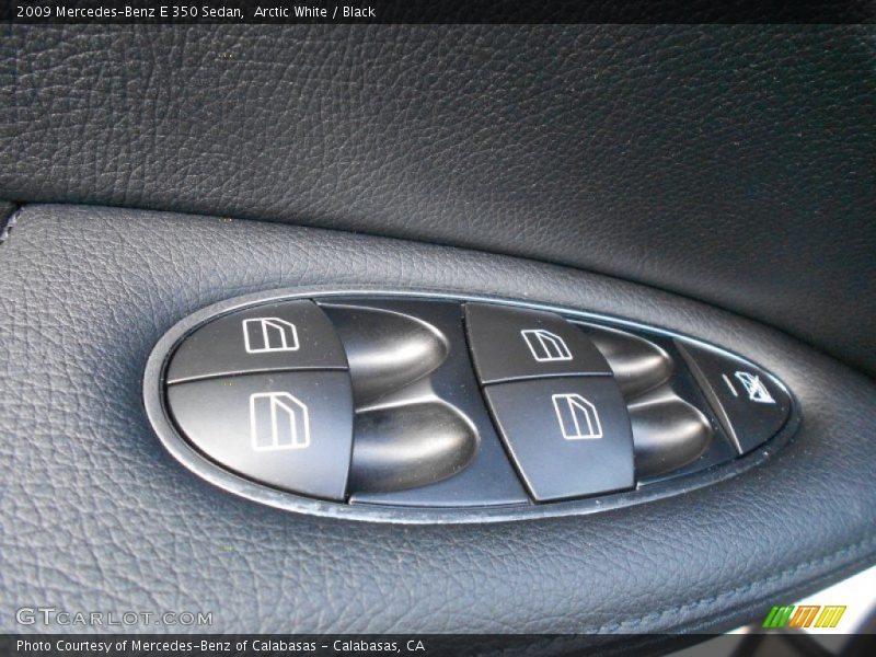 Arctic White / Black 2009 Mercedes-Benz E 350 Sedan