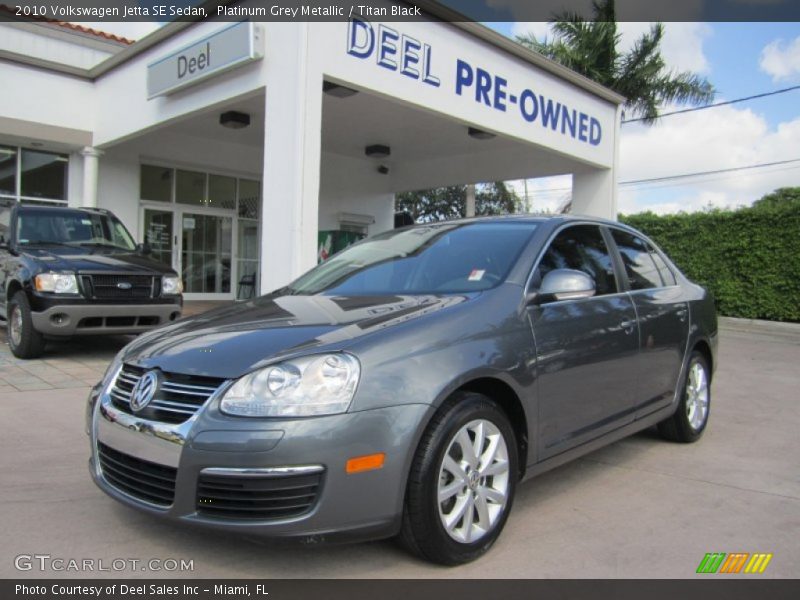 Platinum Grey Metallic / Titan Black 2010 Volkswagen Jetta SE Sedan