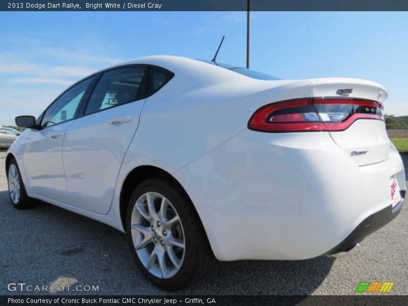 Bright White / Diesel Gray 2013 Dodge Dart Rallye