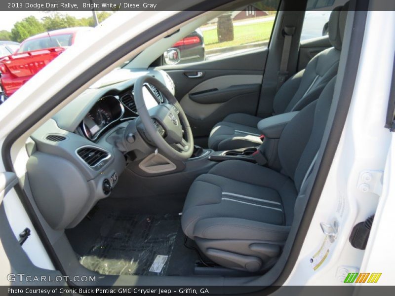 Bright White / Diesel Gray 2013 Dodge Dart Rallye
