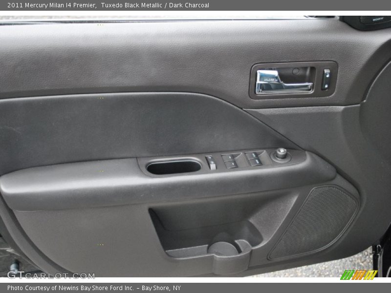 Tuxedo Black Metallic / Dark Charcoal 2011 Mercury Milan I4 Premier