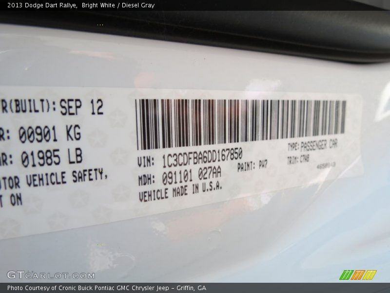 Bright White / Diesel Gray 2013 Dodge Dart Rallye