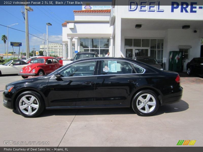 Black / Titan Black 2012 Volkswagen Passat 2.5L SE