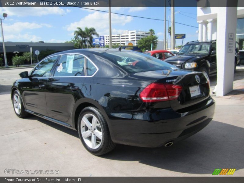 Black / Titan Black 2012 Volkswagen Passat 2.5L SE