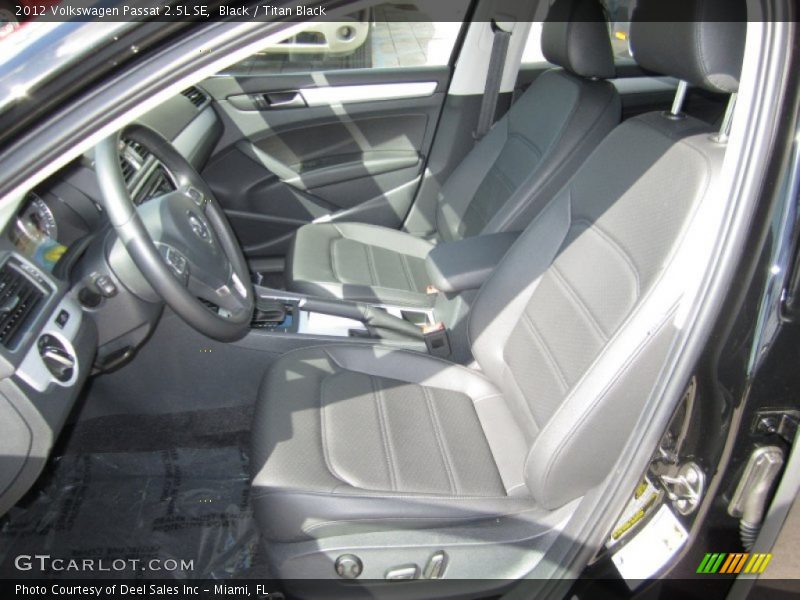 Black / Titan Black 2012 Volkswagen Passat 2.5L SE
