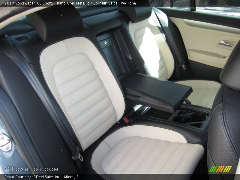 Island Grey Metallic / Cornsilk Beige Two Tone 2010 Volkswagen CC Sport