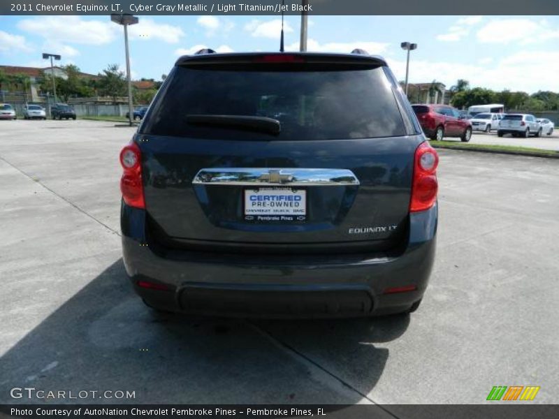 Cyber Gray Metallic / Light Titanium/Jet Black 2011 Chevrolet Equinox LT