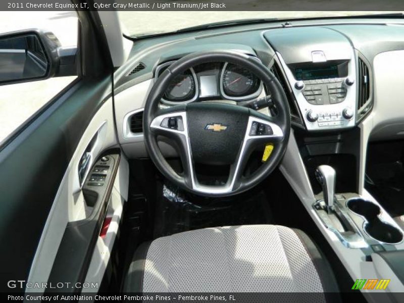 Cyber Gray Metallic / Light Titanium/Jet Black 2011 Chevrolet Equinox LT