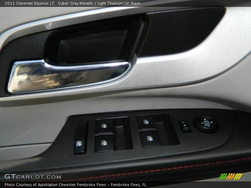 Cyber Gray Metallic / Light Titanium/Jet Black 2011 Chevrolet Equinox LT