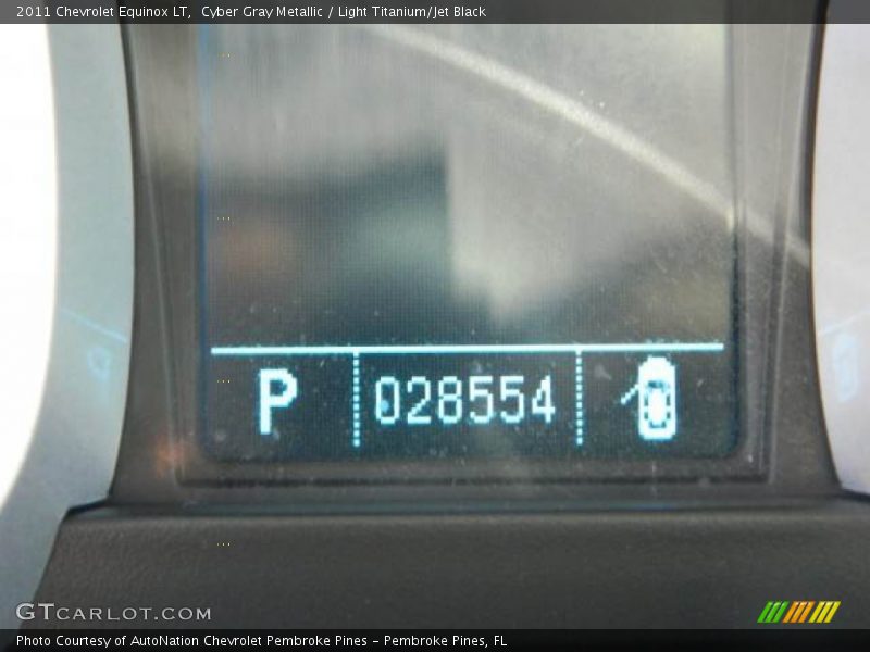 Cyber Gray Metallic / Light Titanium/Jet Black 2011 Chevrolet Equinox LT