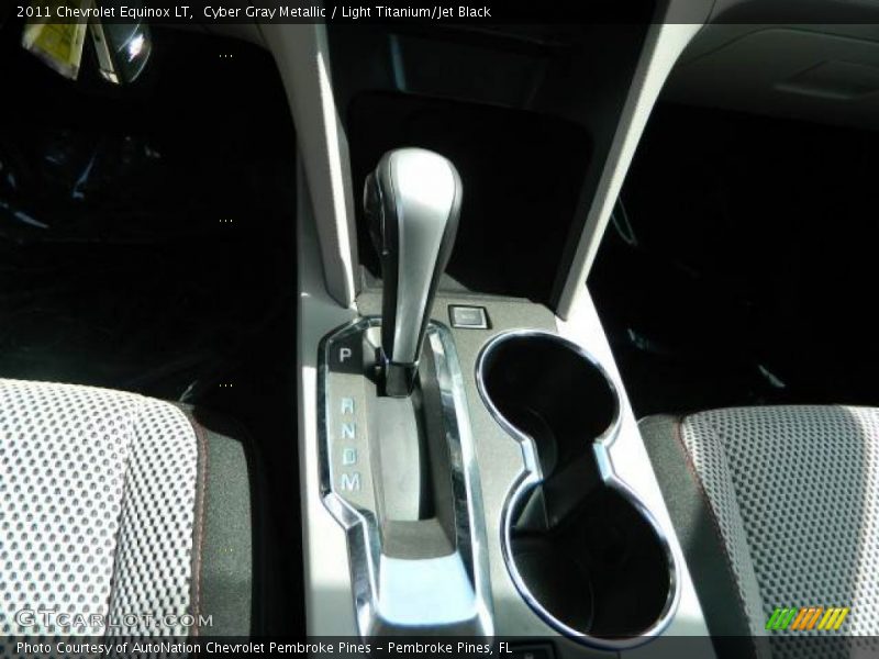 Cyber Gray Metallic / Light Titanium/Jet Black 2011 Chevrolet Equinox LT