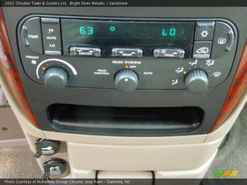 Controls of 2002 Town & Country LXi
