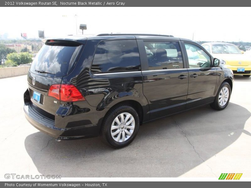 Nocturne Black Metallic / Aero Gray 2012 Volkswagen Routan SE