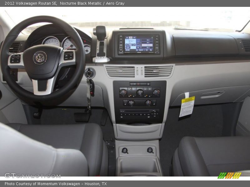 Nocturne Black Metallic / Aero Gray 2012 Volkswagen Routan SE