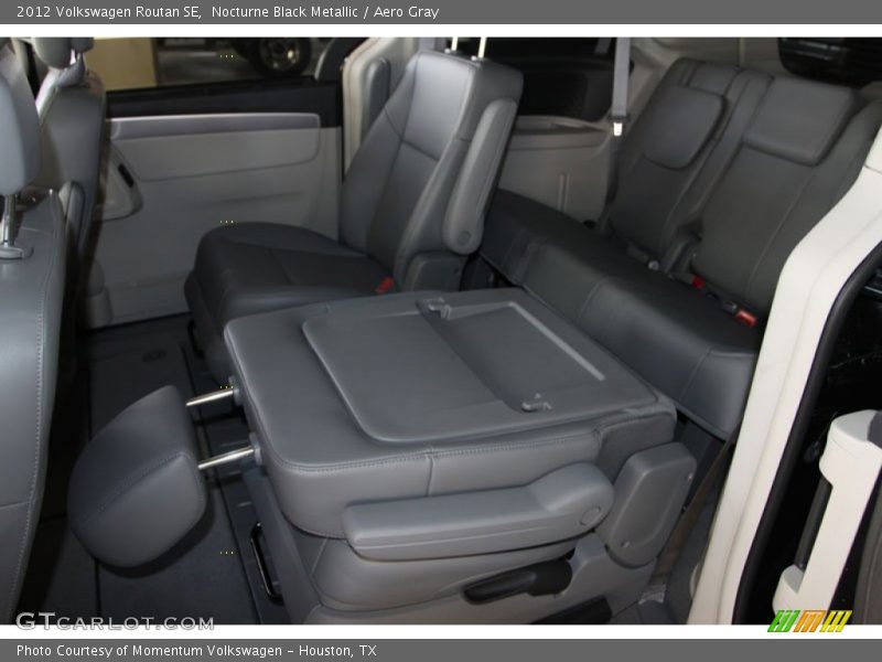 Nocturne Black Metallic / Aero Gray 2012 Volkswagen Routan SE
