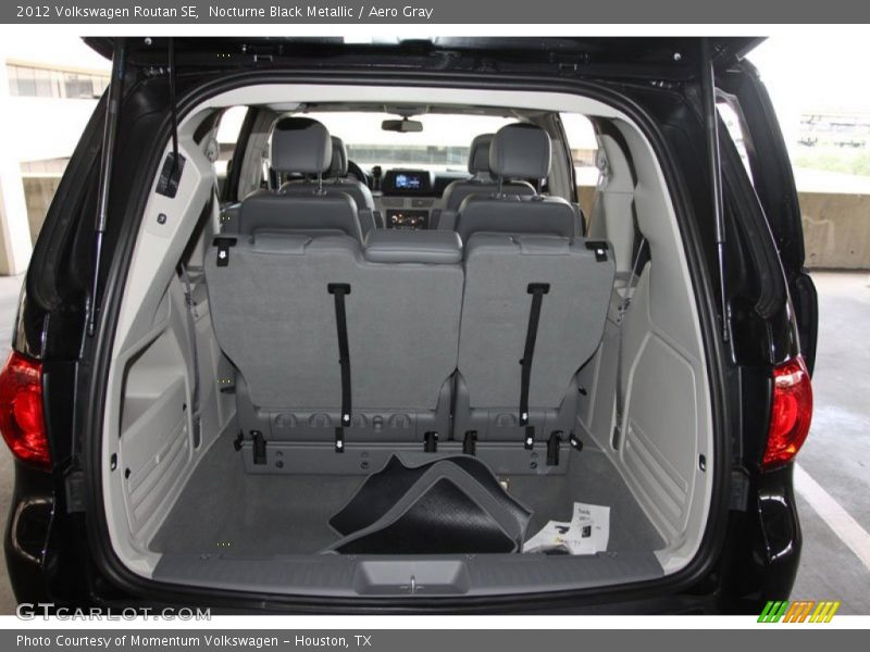 Nocturne Black Metallic / Aero Gray 2012 Volkswagen Routan SE