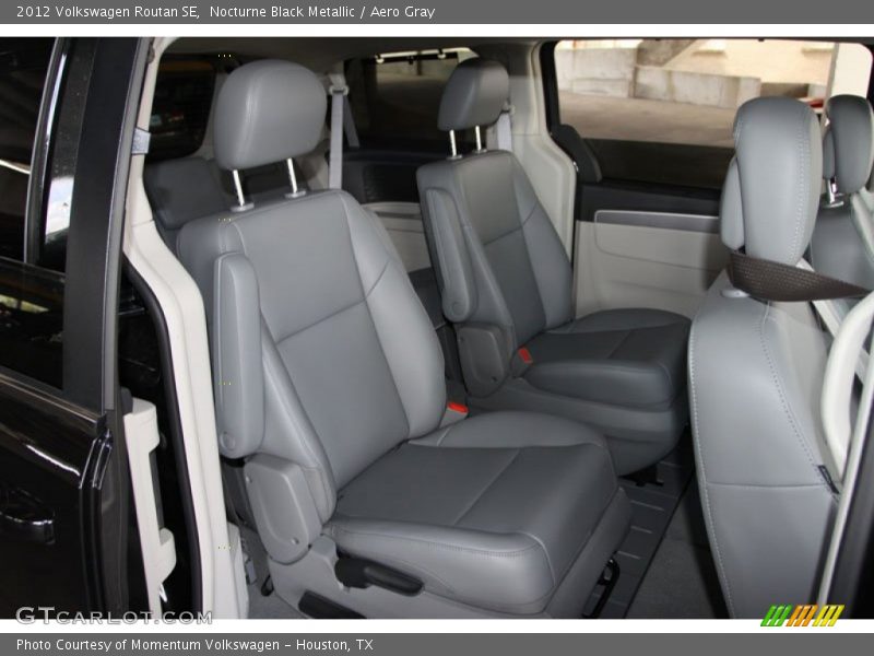 Nocturne Black Metallic / Aero Gray 2012 Volkswagen Routan SE