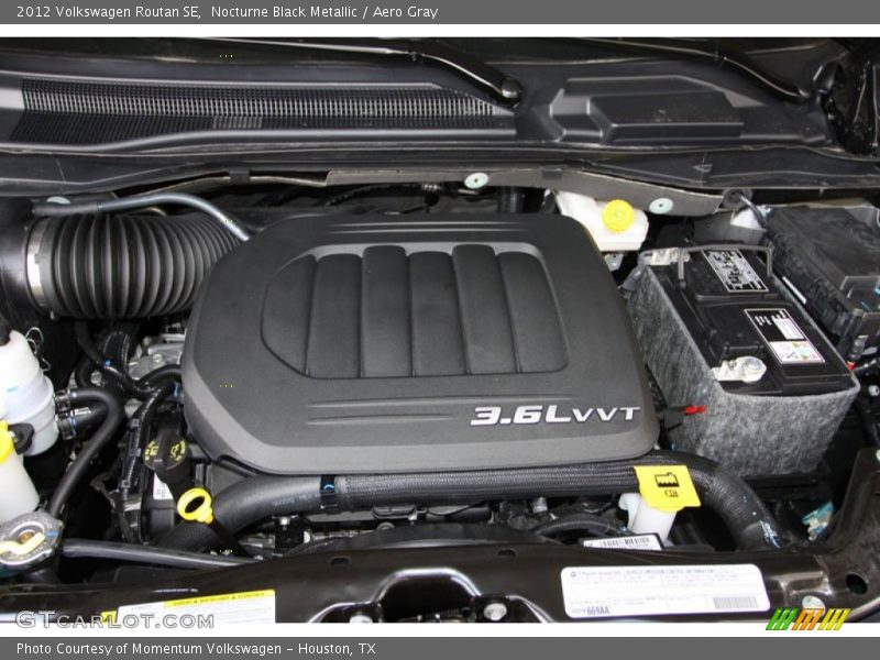 Nocturne Black Metallic / Aero Gray 2012 Volkswagen Routan SE