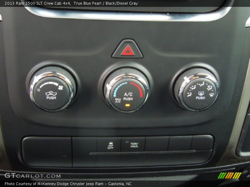 Controls of 2013 1500 SLT Crew Cab 4x4