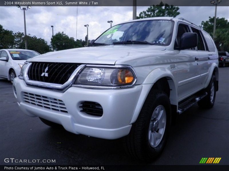Summit White / Tan 2004 Mitsubishi Montero Sport XLS