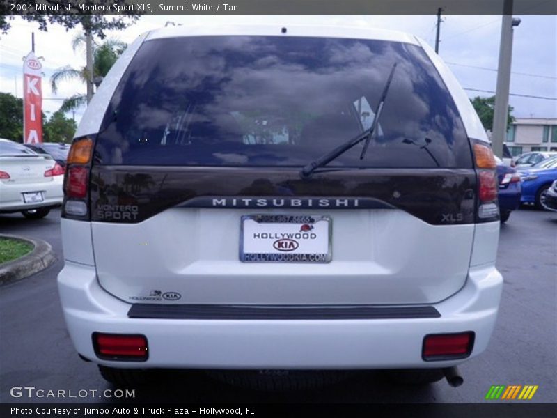 Summit White / Tan 2004 Mitsubishi Montero Sport XLS