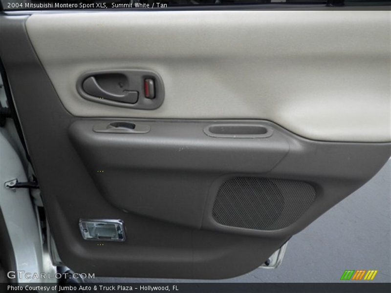 Summit White / Tan 2004 Mitsubishi Montero Sport XLS
