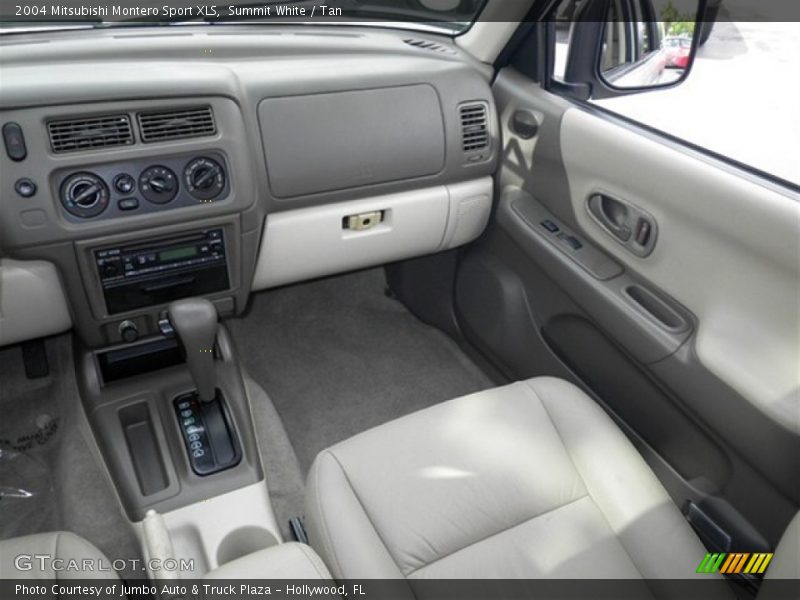 Summit White / Tan 2004 Mitsubishi Montero Sport XLS