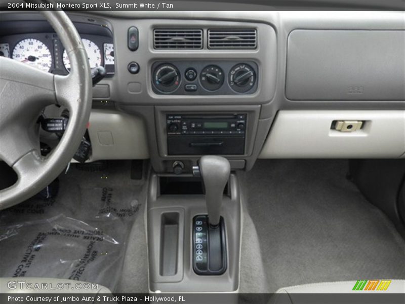 Summit White / Tan 2004 Mitsubishi Montero Sport XLS