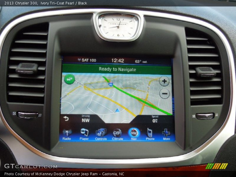 Ivory Tri-Coat Pearl / Black 2013 Chrysler 300