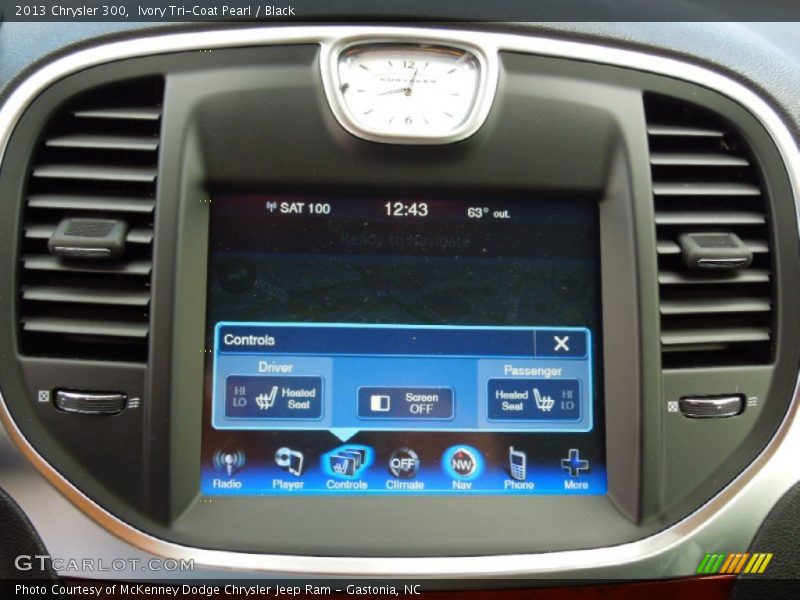 Ivory Tri-Coat Pearl / Black 2013 Chrysler 300