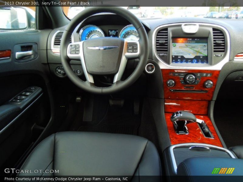 Ivory Tri-Coat Pearl / Black 2013 Chrysler 300