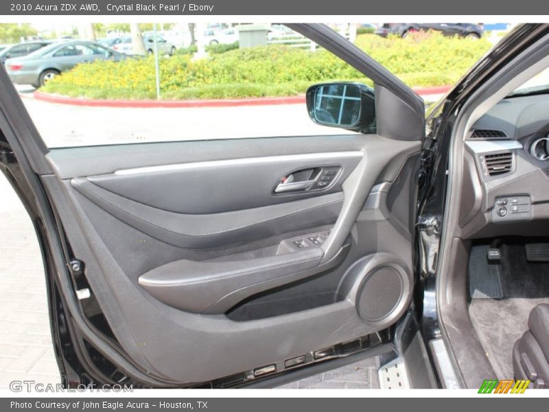 Door Panel of 2010 ZDX AWD