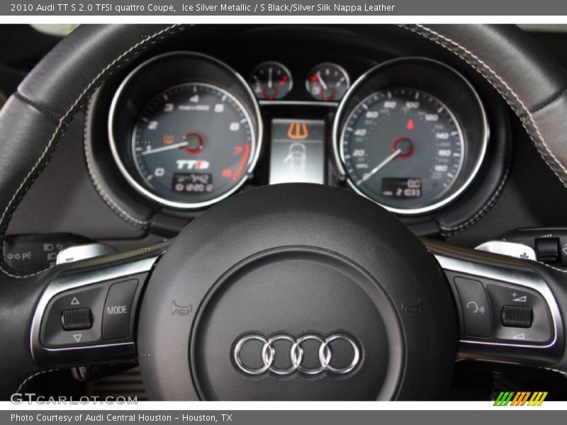 Controls of 2010 TT S 2.0 TFSI quattro Coupe