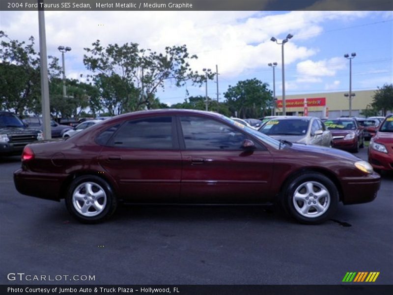 Merlot Metallic / Medium Graphite 2004 Ford Taurus SES Sedan