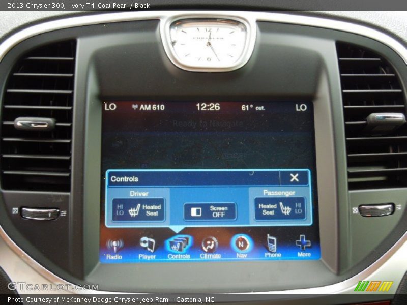 Ivory Tri-Coat Pearl / Black 2013 Chrysler 300