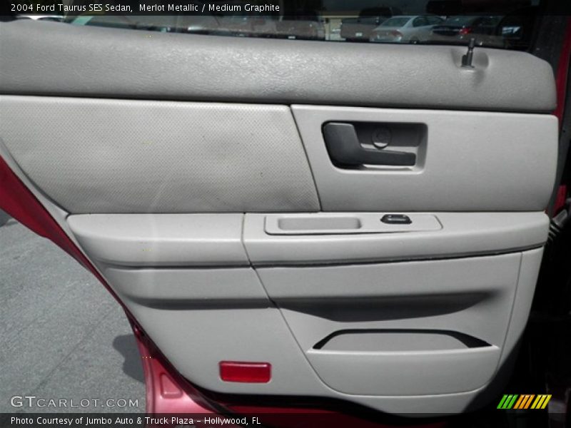 Merlot Metallic / Medium Graphite 2004 Ford Taurus SES Sedan