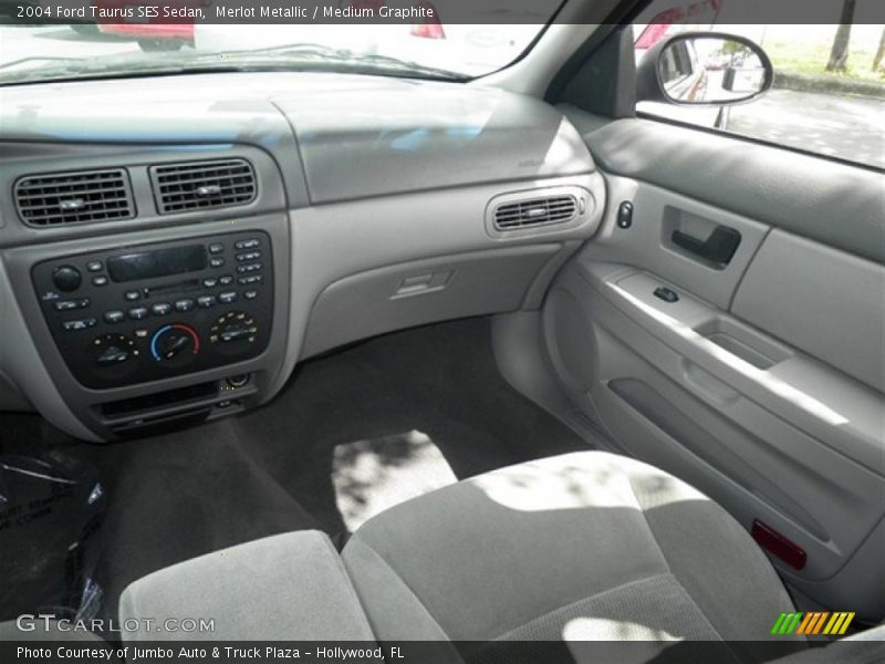 Merlot Metallic / Medium Graphite 2004 Ford Taurus SES Sedan