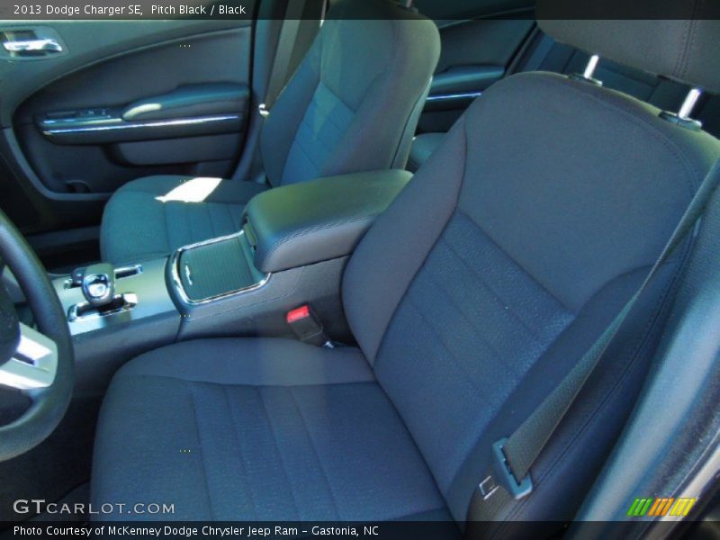 Pitch Black / Black 2013 Dodge Charger SE
