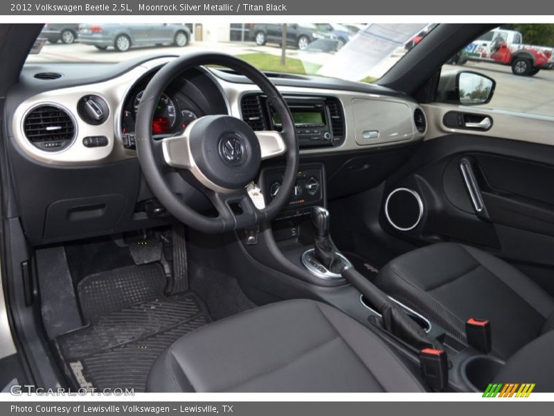 Moonrock Silver Metallic / Titan Black 2012 Volkswagen Beetle 2.5L